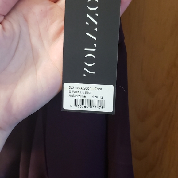 Shona Joy - Picture 5 of 7